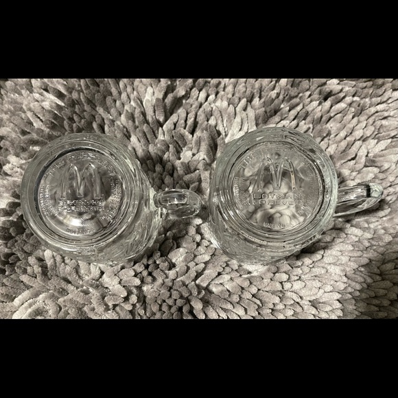 Lot of 2 Vintage Batman Forever Riddler McDonalds Glass Mugs 1995 DC Comics - Picture 3 of 6